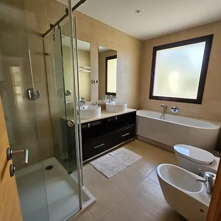 Pass The Keys Espectacular Penthouse Con Jacuzzi Privado Apartment Marbella